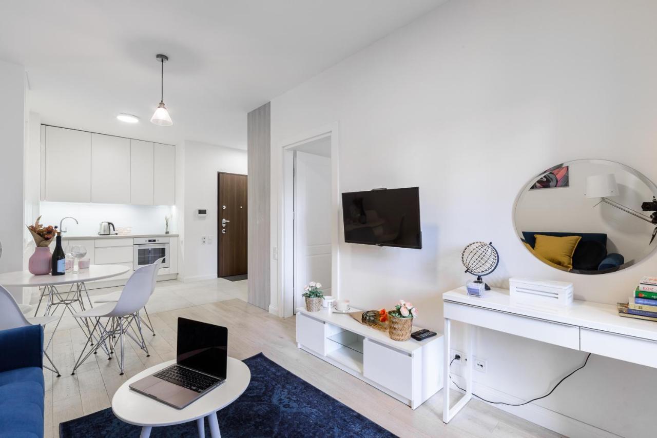 Luxury Apartment On Grzybowska Street Varsóvia Exterior foto