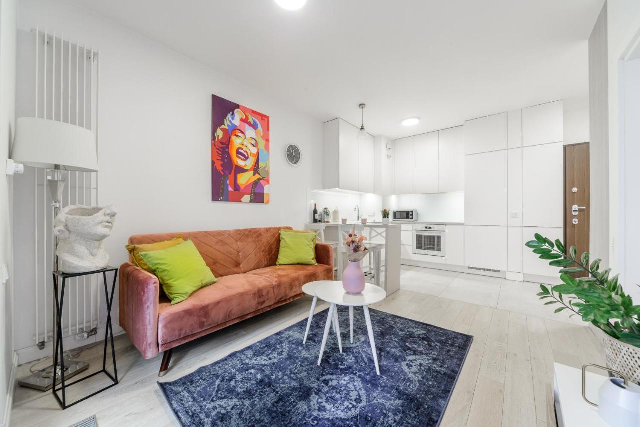 Luxury Apartment On Grzybowska Street Varsóvia Exterior foto